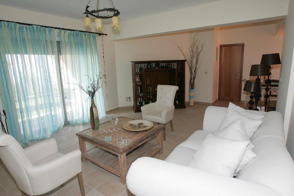 Erofili Villas Lourdata  Habitación foto